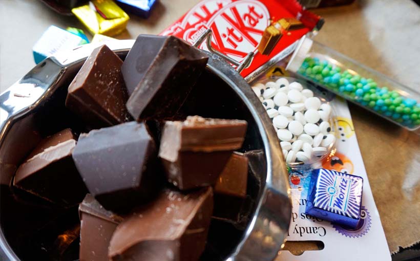DIY Halloween Geschenk - eiskalte Schokoladen Hädnchen